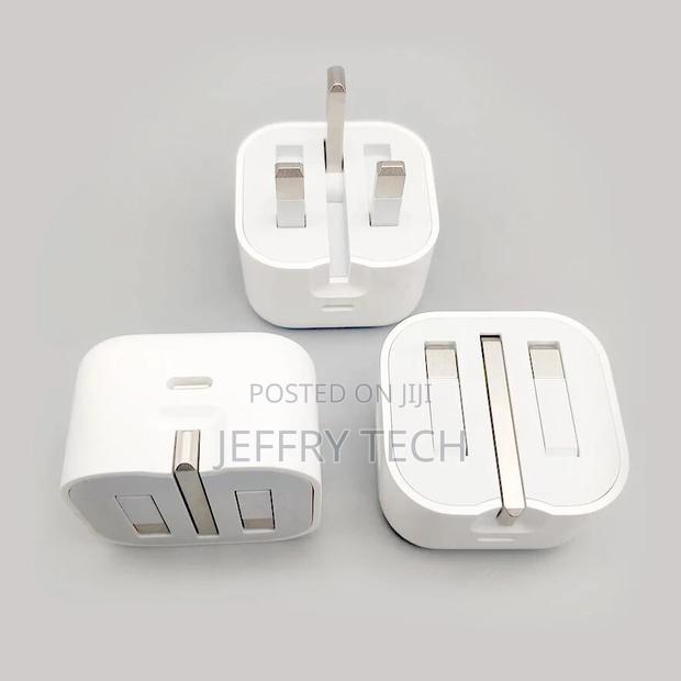 iPhone 14 13 12 Pro Max UK Plug PD 20W USB-C Type C Fast Cha - main view