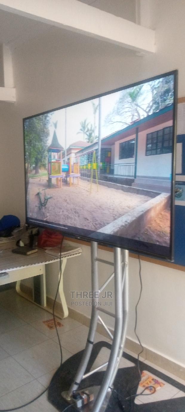 Best Tv Hire Set Up With Truss for a 65inch - thumbnail 2