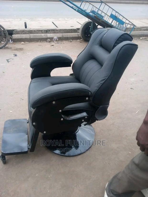 The Barber Chair - main view