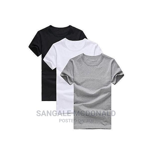 T-Shirt v Neck - thumbnail 4