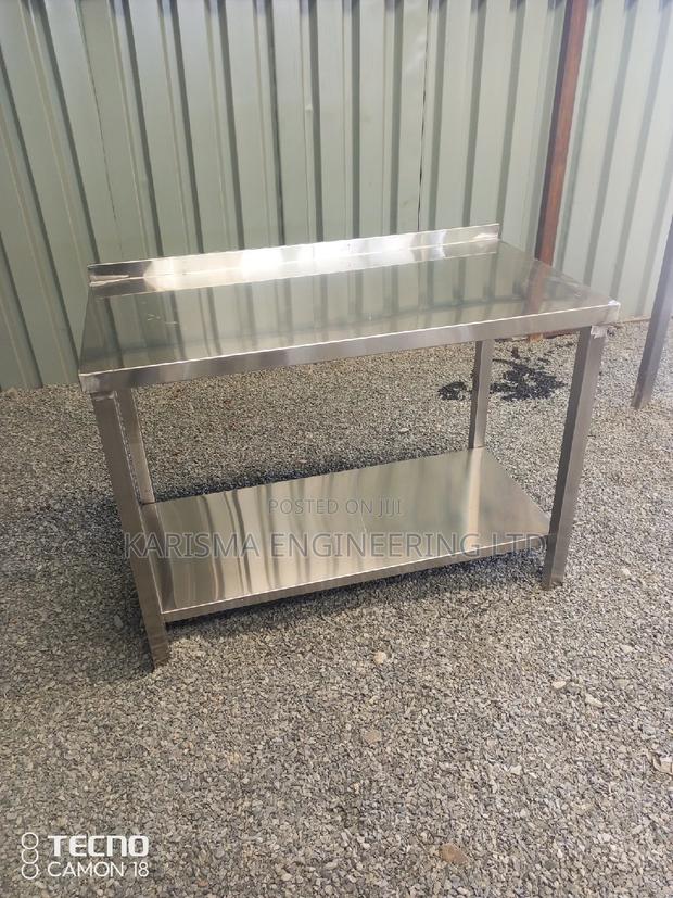 Preparation Table With Undershelf - main view