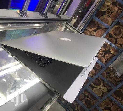 Laptop Apple MacBook Pro 8GB Intel Core i7 SSD 512GB - thumbnail 3