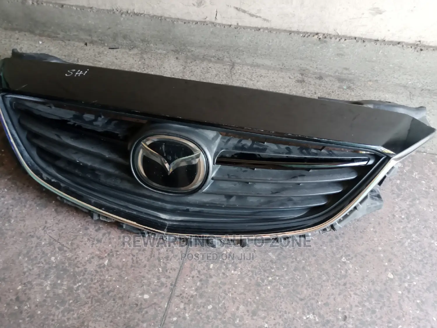Mazda Atenza Center Grille New Model.