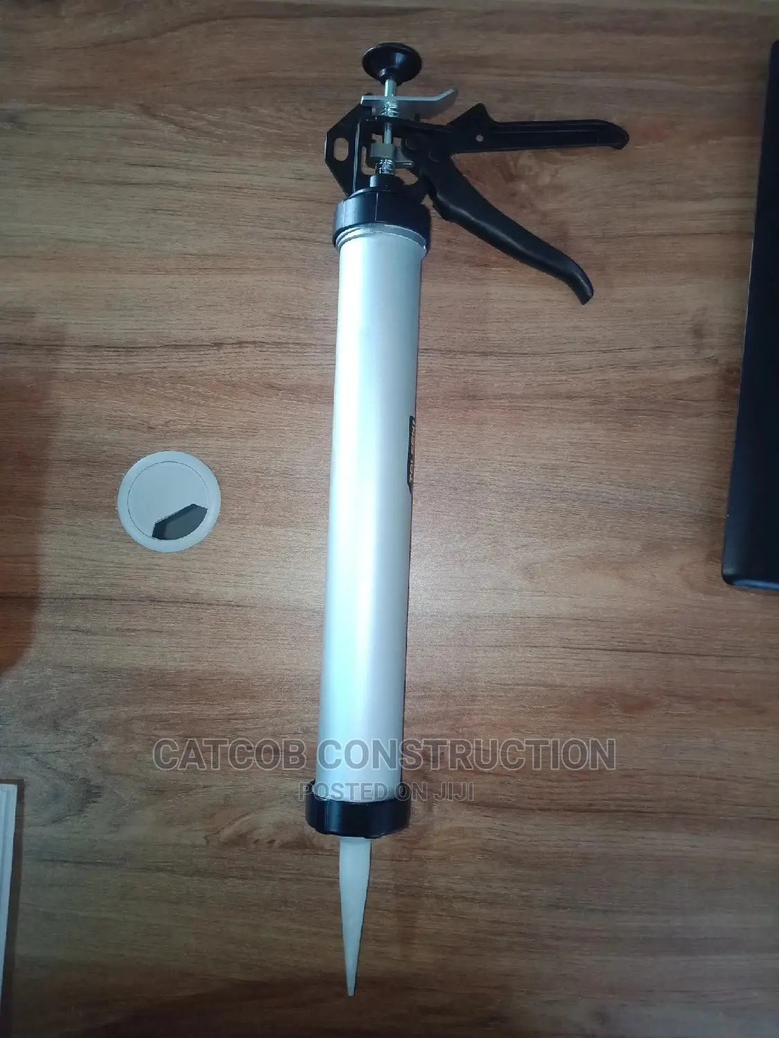 Silicone , Caulking Gun