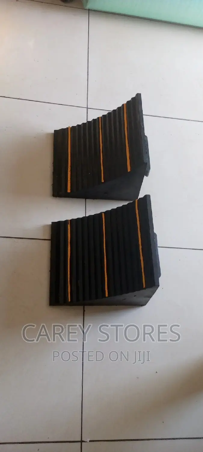 Wheel Stopper / Wheel Chock