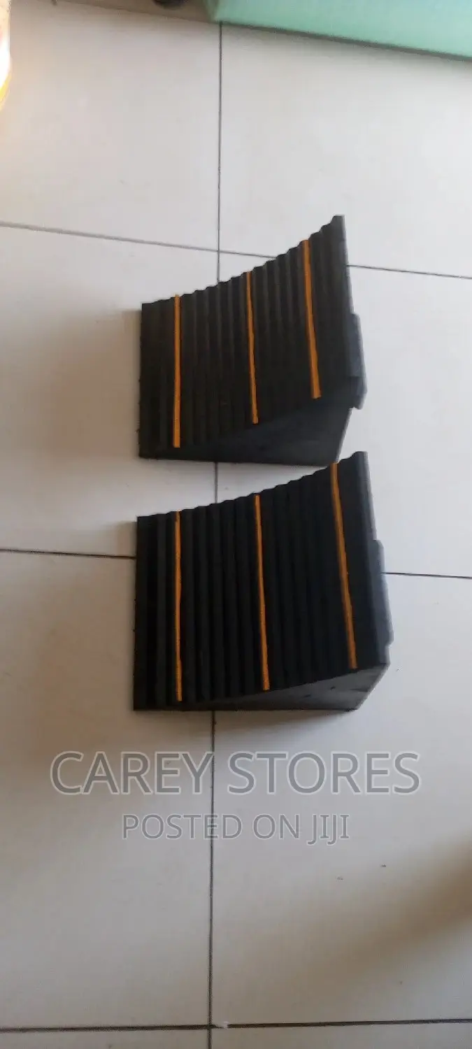 Wheel Stopper / Wheel Chock