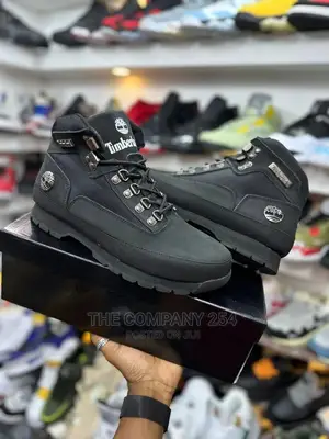 Legit Quality Designer Timberland Sport Sneakers Boots