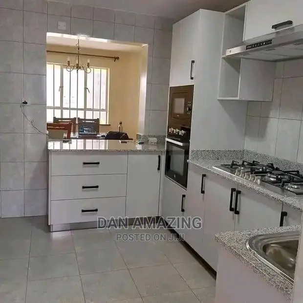4bdrm Maisonette in South C for sale