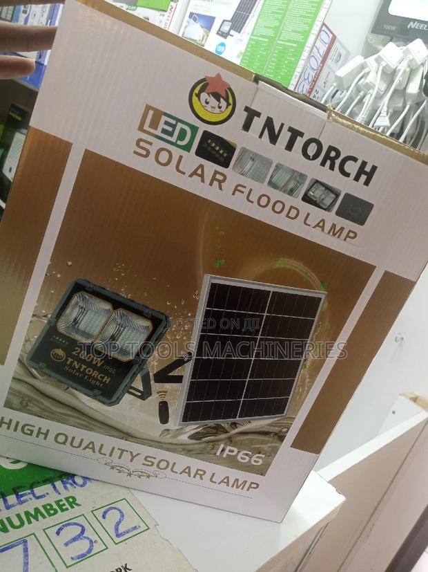 Tntorch 200watts Solar Flood Lamp - main view