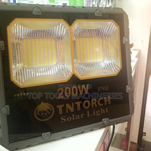 Tntorch 200watts Solar Flood Lamp - thumbnail 3