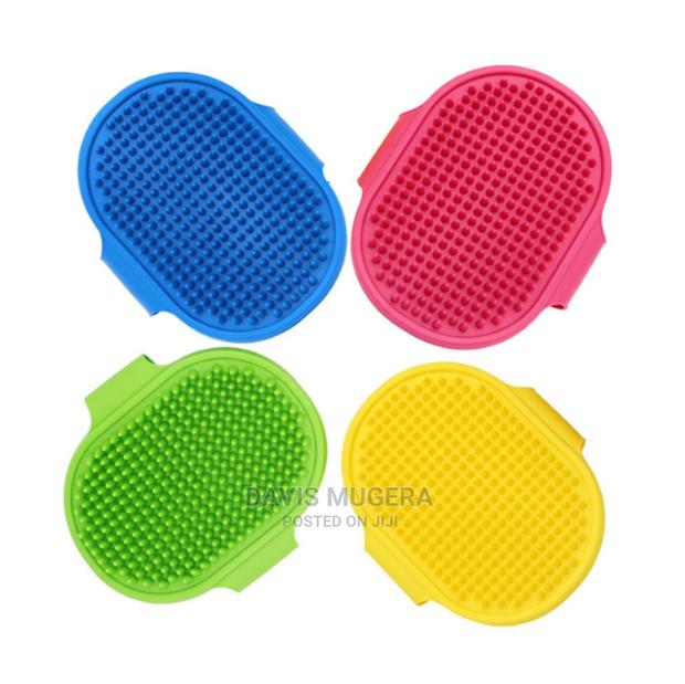 Pet Dog and Cat Bath Brush - thumbnail 4