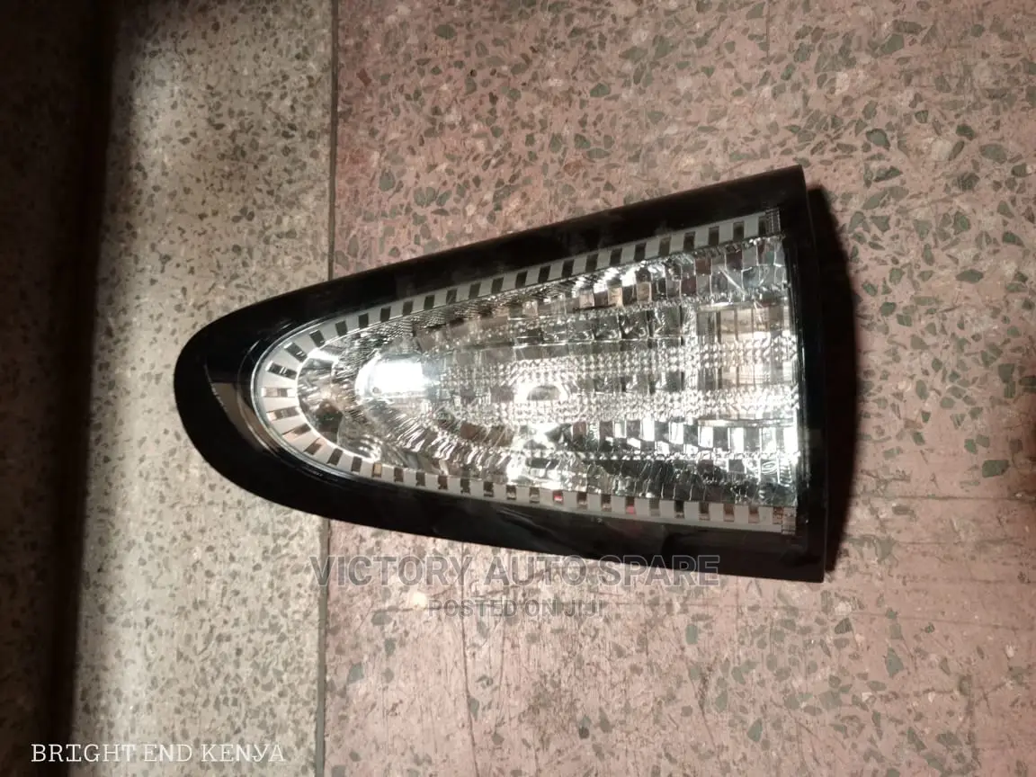 Sienta Taiilight Boot Light 2016/2017