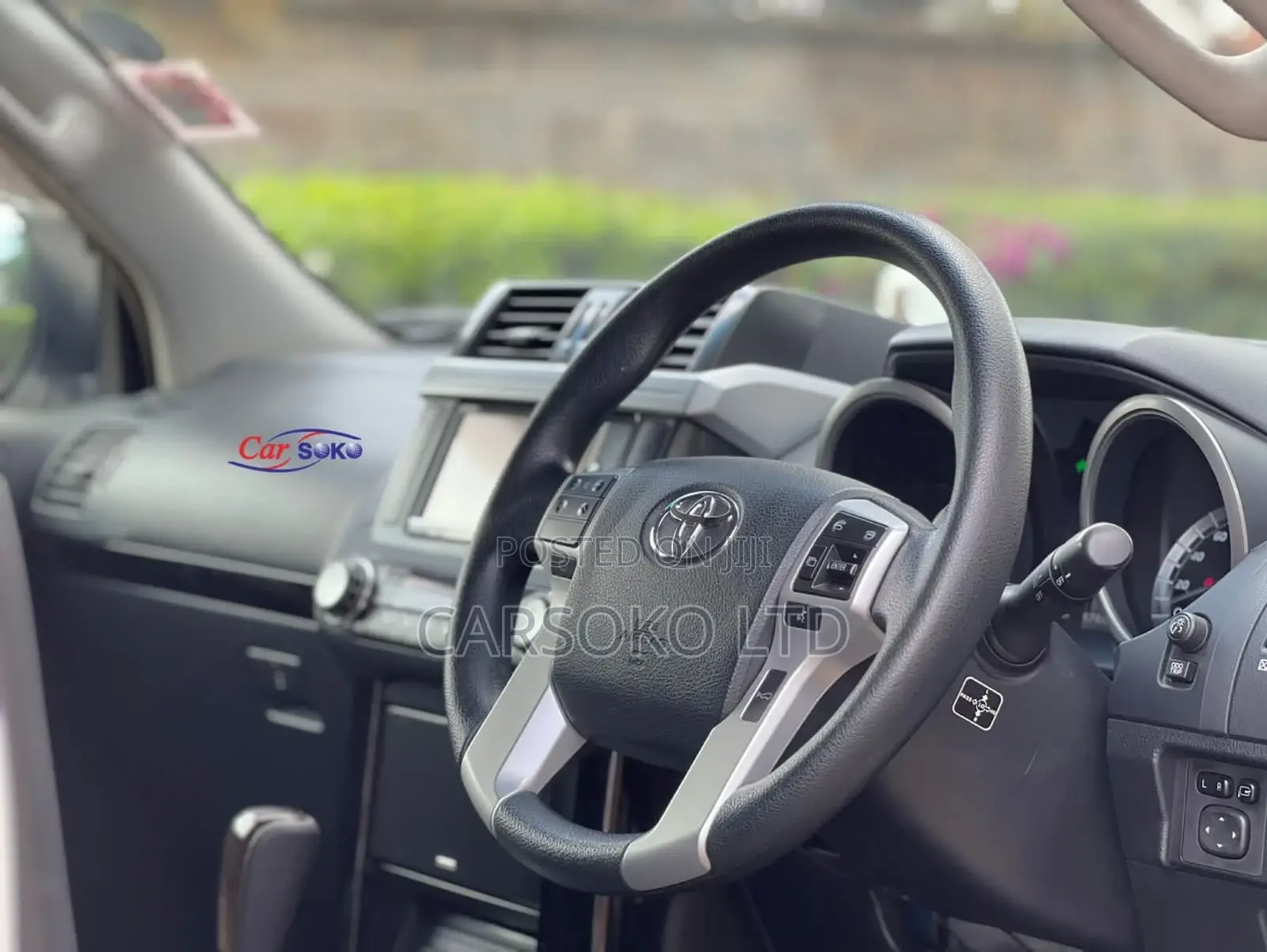 Toyota Land Cruiser Prado 2015 White