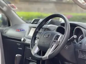 Toyota Land Cruiser Prado 2015 White