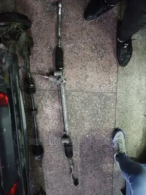 Suzuki Swift Steering Ruck.