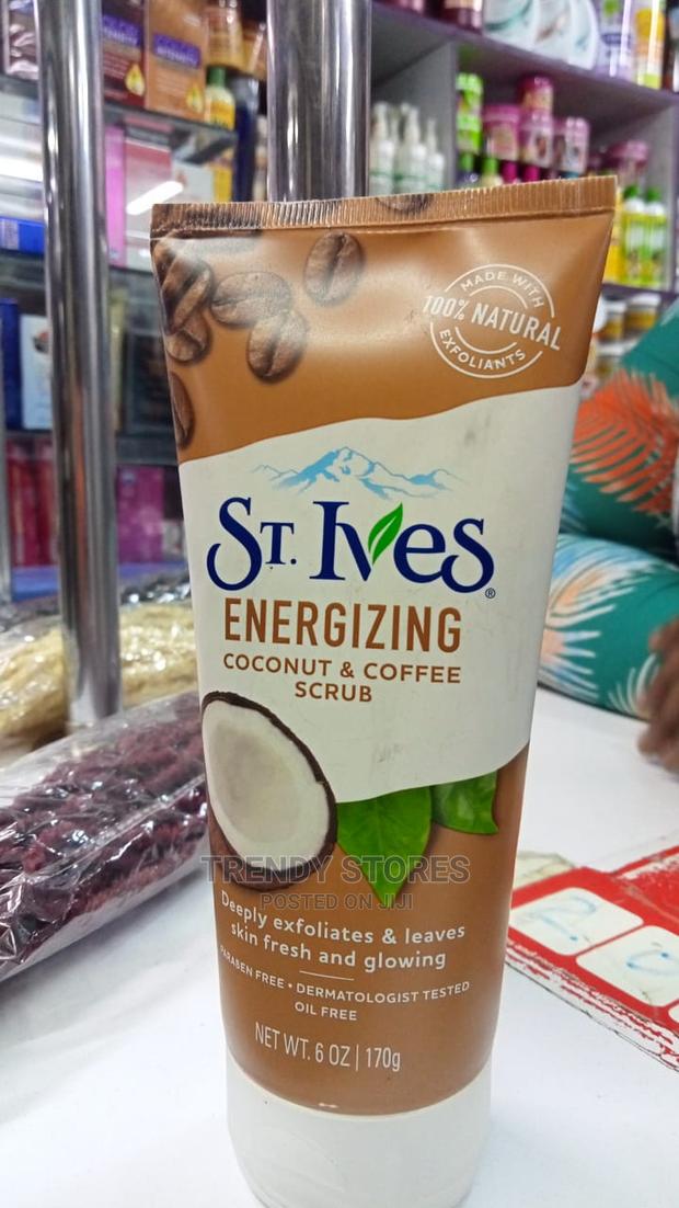 St Ives Energizing Coconut Coffee Scrub - main view