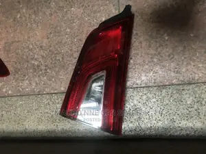 Nissan Qashqai 2015 Boot Light