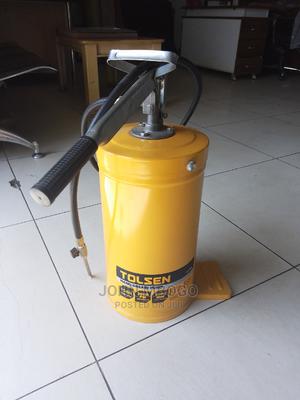 Hand Grease Pump - main view