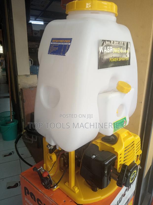 Wasp 1.7hp Knapsack Sprayer - thumbnail 3
