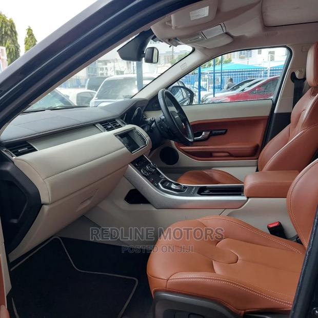 Land Rover Range Rover Evoque 2016 Green - thumbnail 3