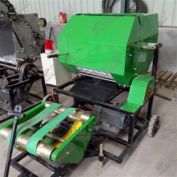Fresh Keeping Baling Machine for Cattle and Sheep Fodder - main view