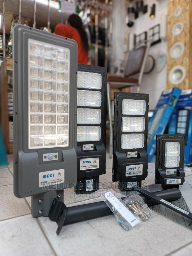200w Solar Street Light - thumbnail 3