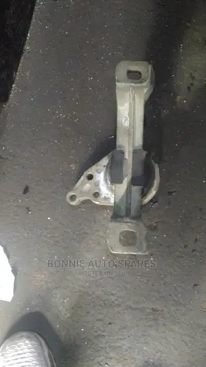 Mazda Premacy Engine Mount