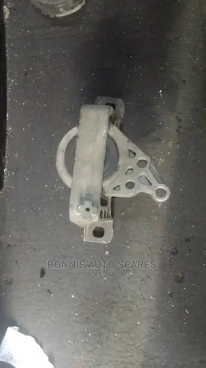 Mazda Premacy Engine Mount