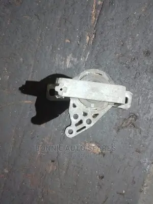 Mazda Premacy Engine Mount