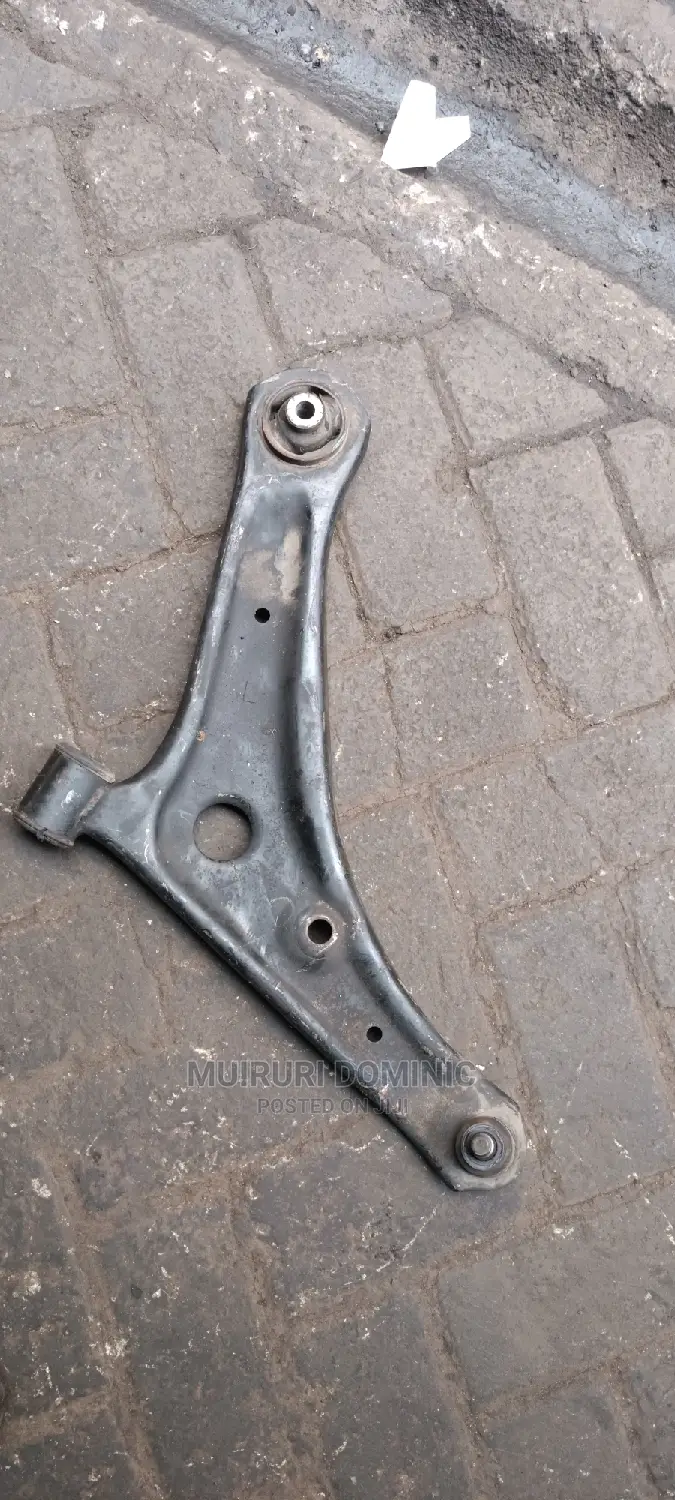 Control Arm Mirage