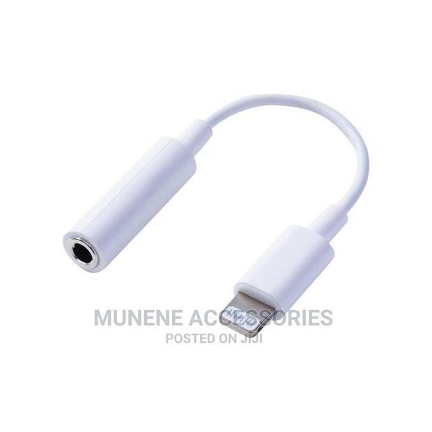 Apple LIGHTNING Headphone Cable 3.5mm Jack Adapter iPhone 11 - thumbnail 3