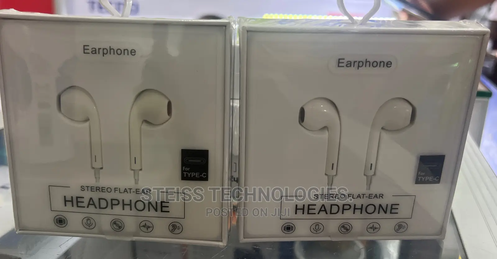 Type-C Flat Wired Earphones.