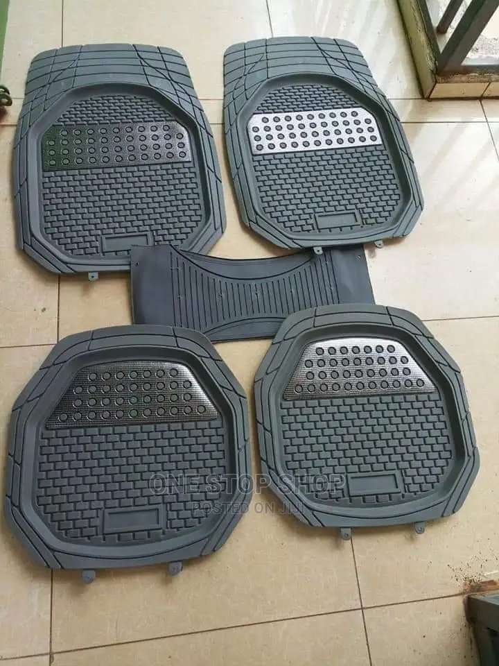 5pcs Pvc Car Mats (Black,Baije,Grey)