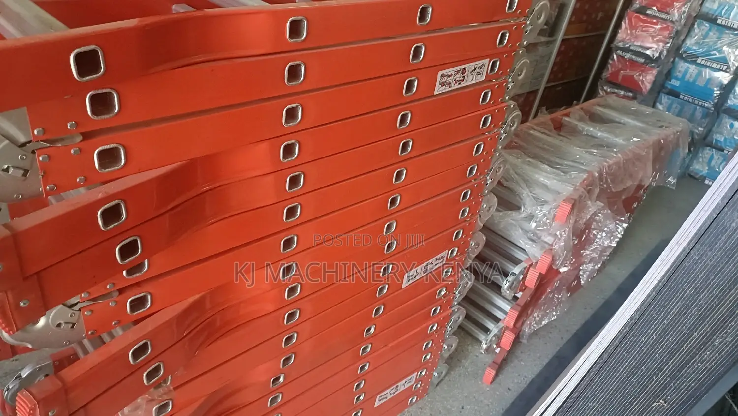 EN131 Approved Aluminium,Fibre And Stell Ladders For Sale