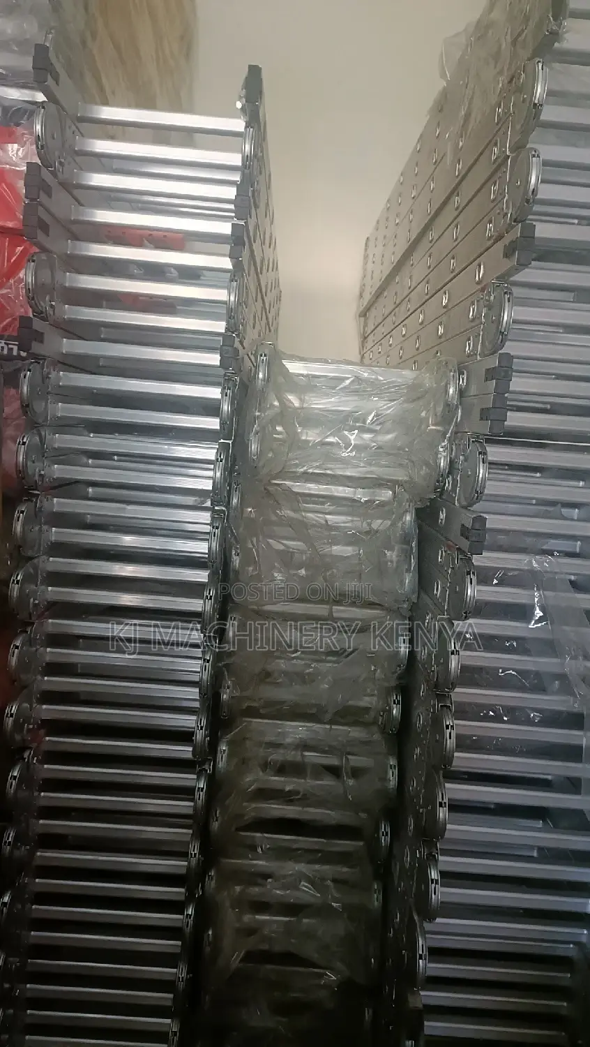 EN131 Approved Aluminium,Fibre And Stell Ladders For Sale