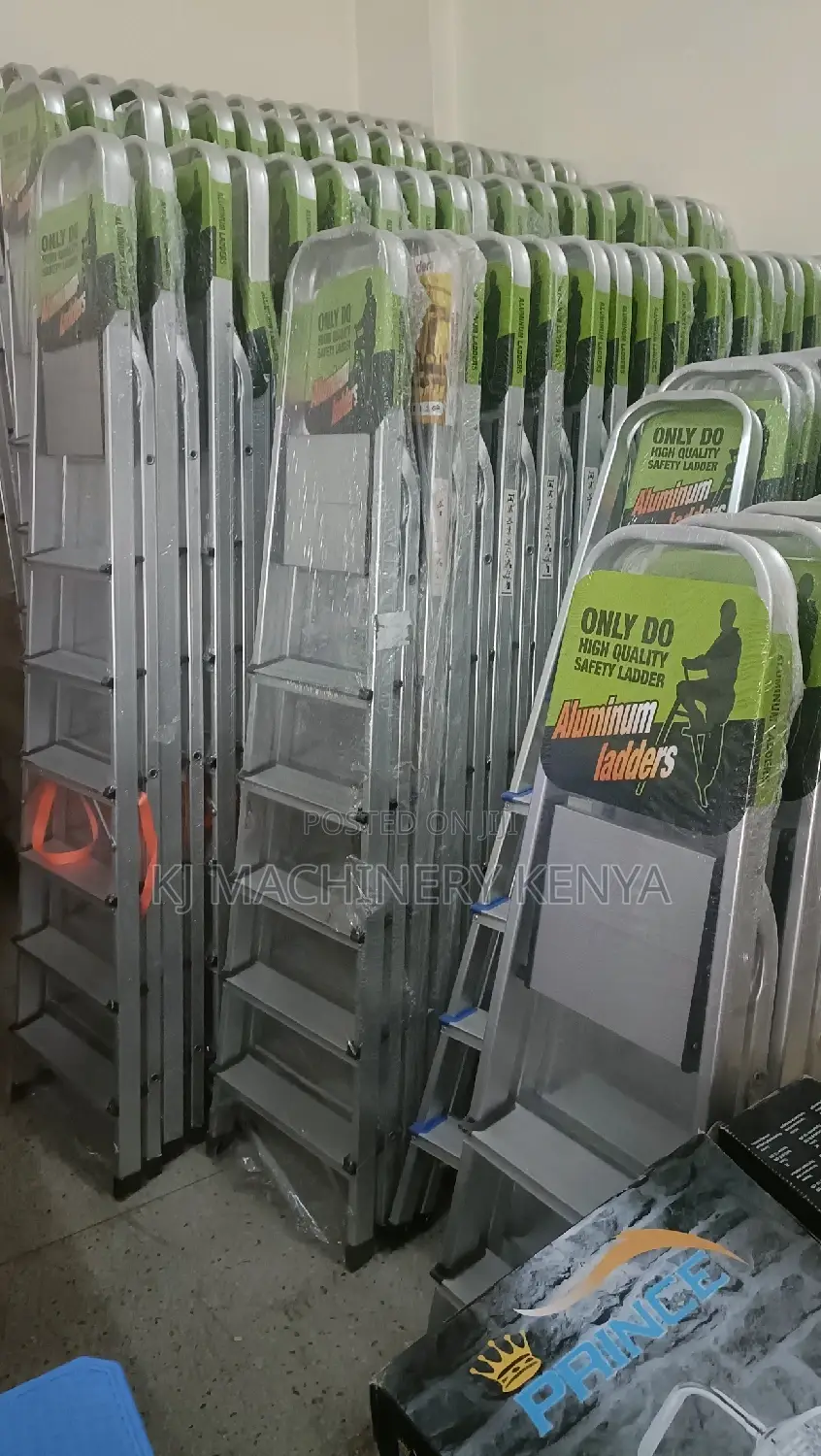 EN131 Approved Aluminium,Fibre And Stell Ladders For Sale