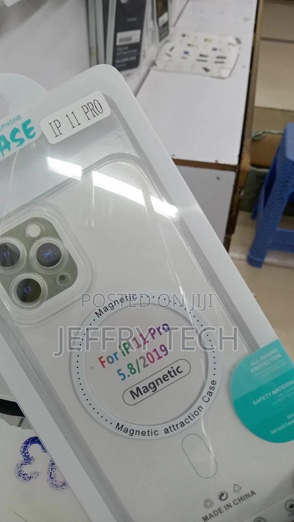 Clear Magnetic Case for iPhone 11 Pro With Mag-Safe Wireless - thumbnail 2