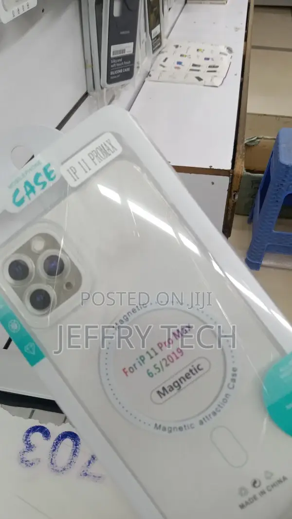 Transparent Magnetic Case Compatible With iPhone 11 Pro Max