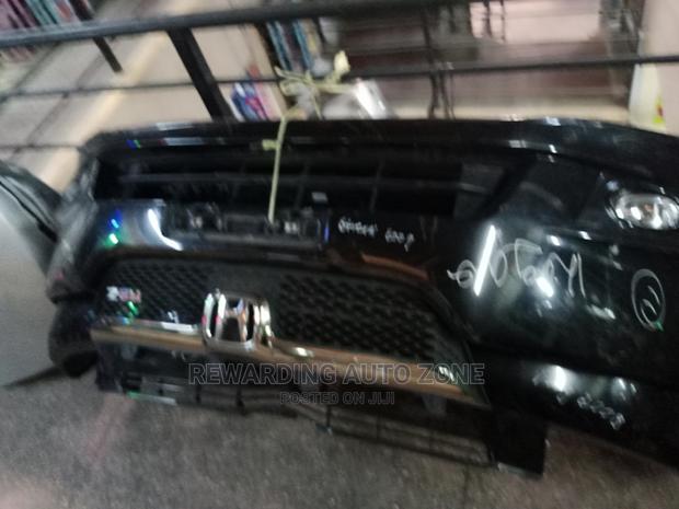 Honda Stream Front Bumper Wih Grille Complete. - thumbnail 3