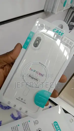 Clear Case With Built-In Magnets Magsafe, iPhone Xs Max (6.