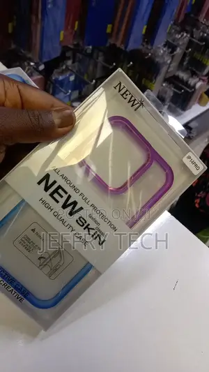 Apple iPhone 14 Pro (6.1′′, 2022) – Clear Series Skin