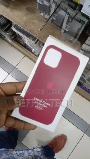 Apple iPhone 12 Mini Silicone Case With Magsafe - Plum