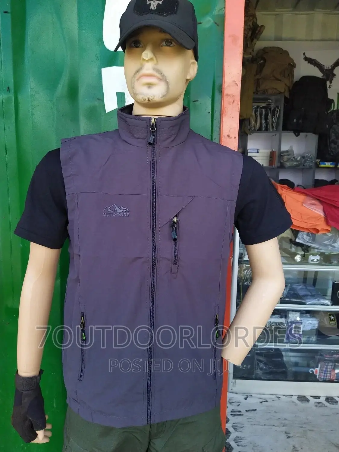 Sleeveless Vest
