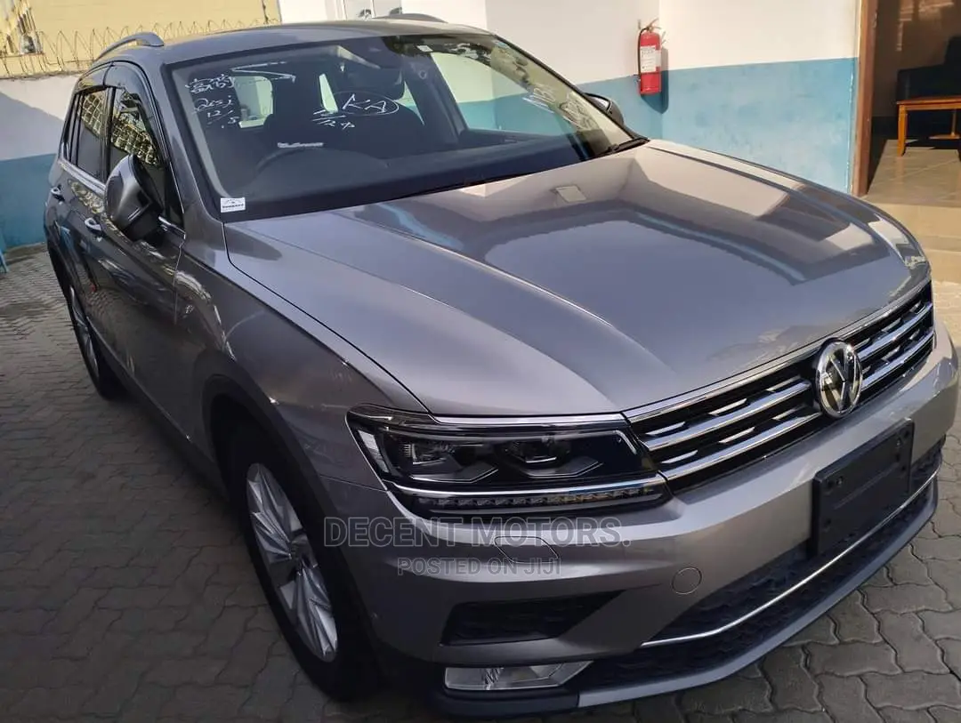 Volkswagen Tiguan 2017 Gray