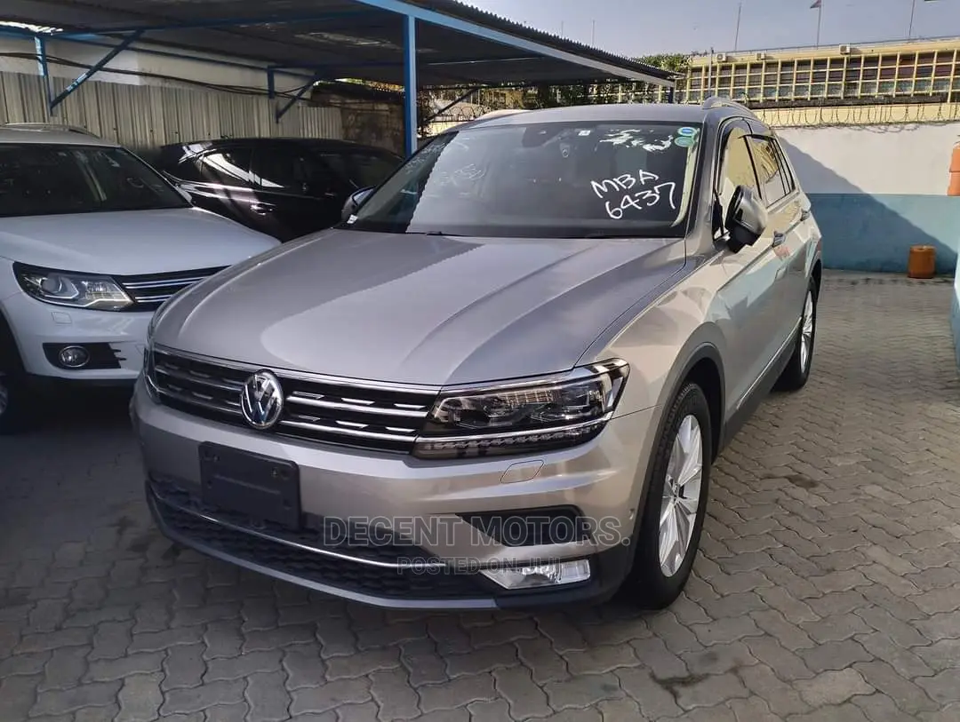 Volkswagen Tiguan 2017 Gray