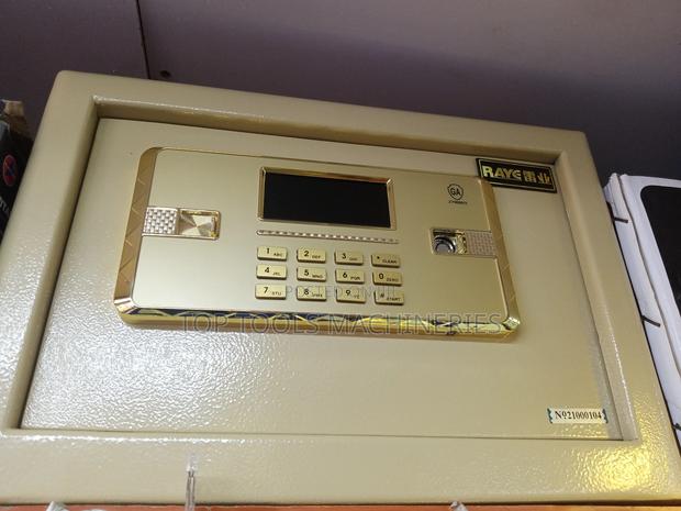 Raye Money Safe - main view