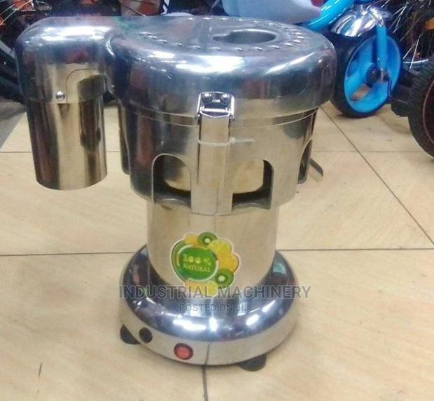 Commercial Juicer (A3000) - main view