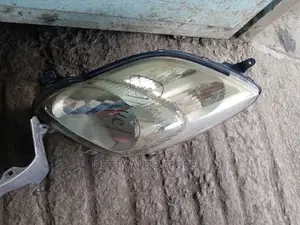 Vitz 2008 Headlight