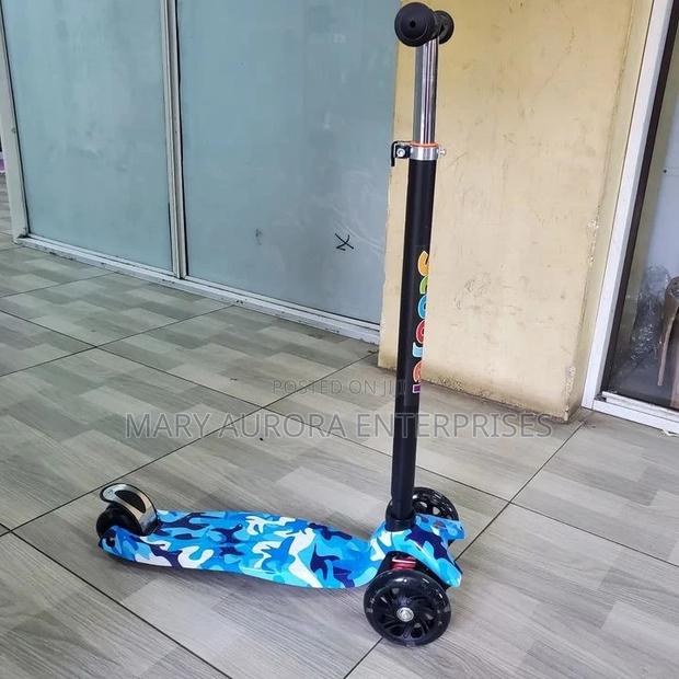 Scooter for Kids With Graphiti - thumbnail 4