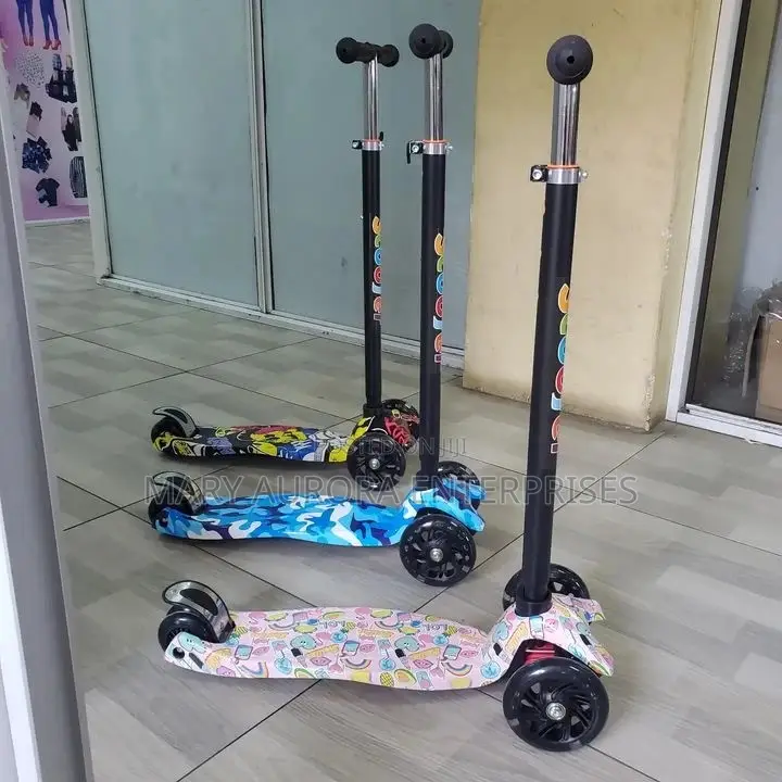 Scooter for Kids With Graphiti